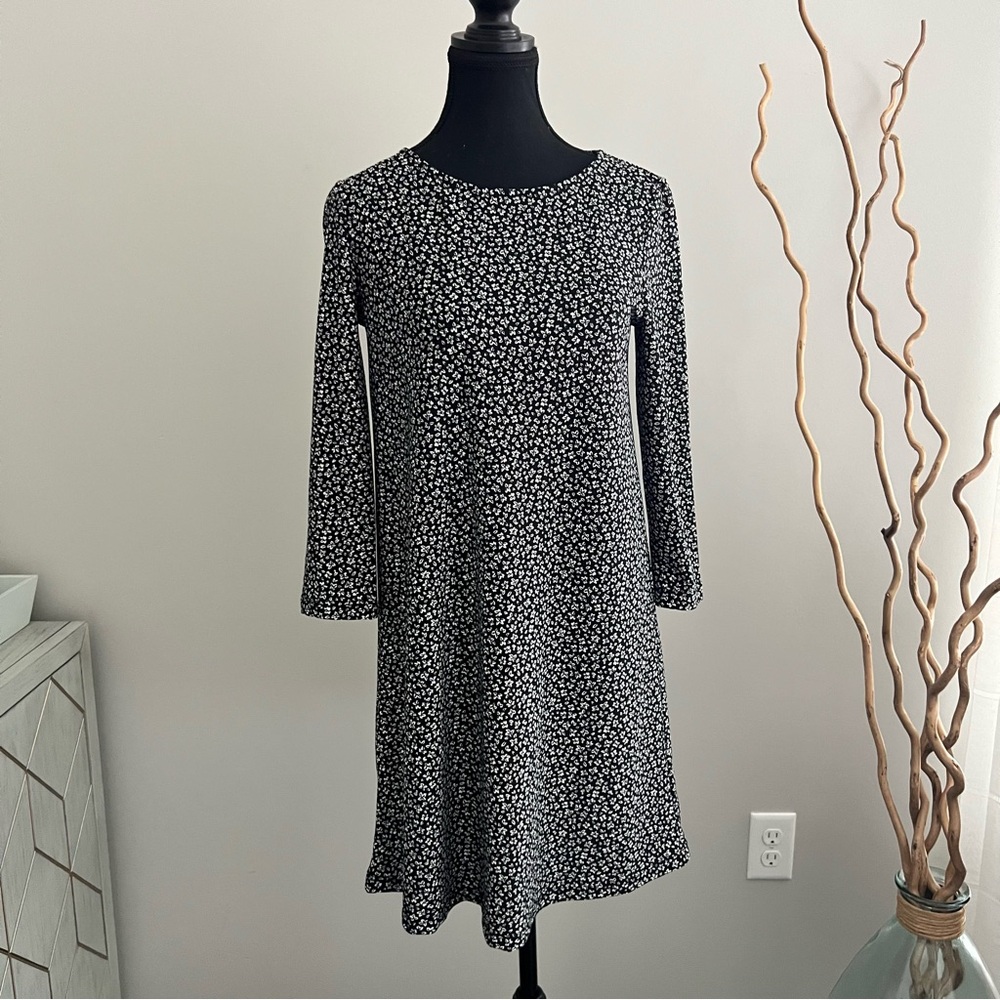 Elegant Black and White Floral Dress